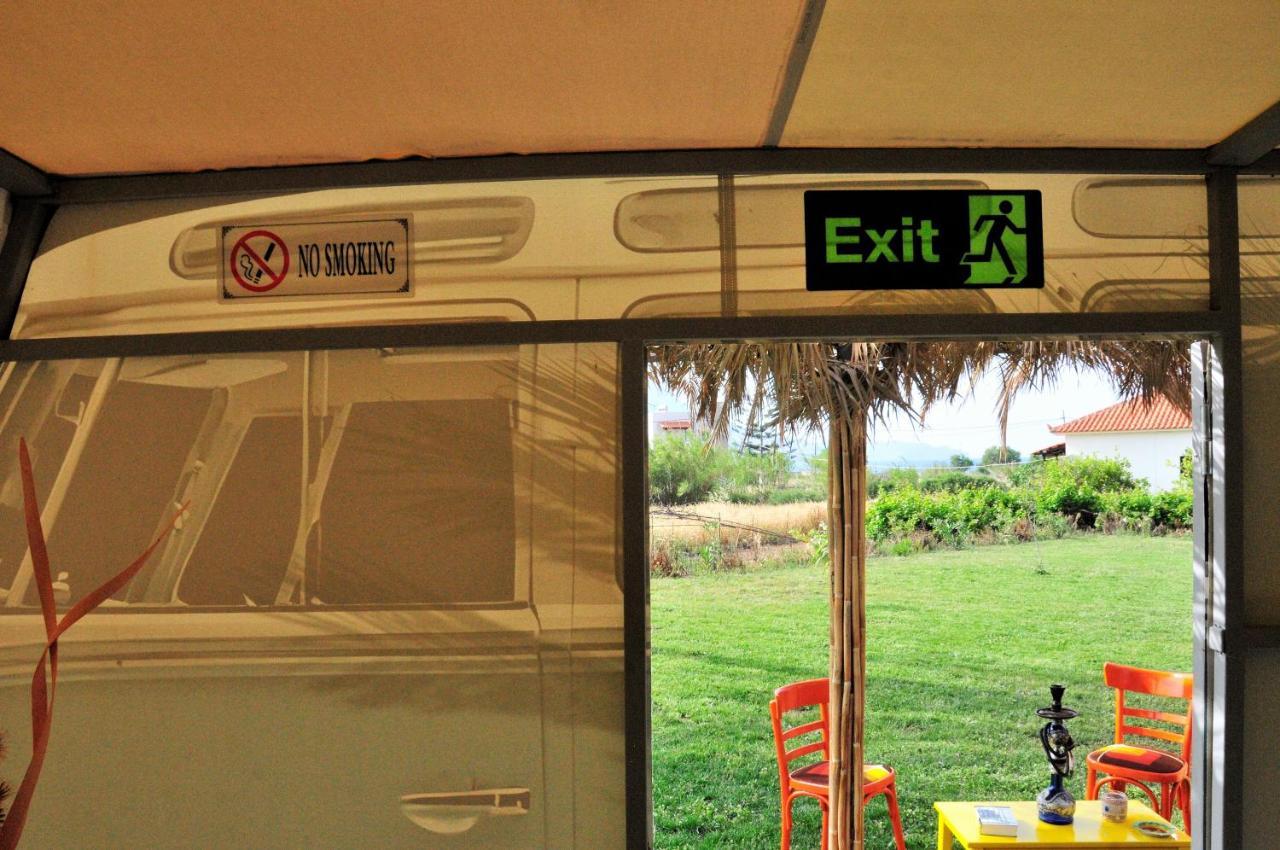 Cornelia Hippie Magic Bus Villa Kíssamos Exterior foto