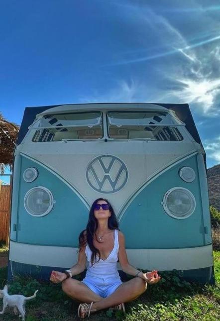 Cornelia Hippie Magic Bus Villa Kíssamos Exterior foto
