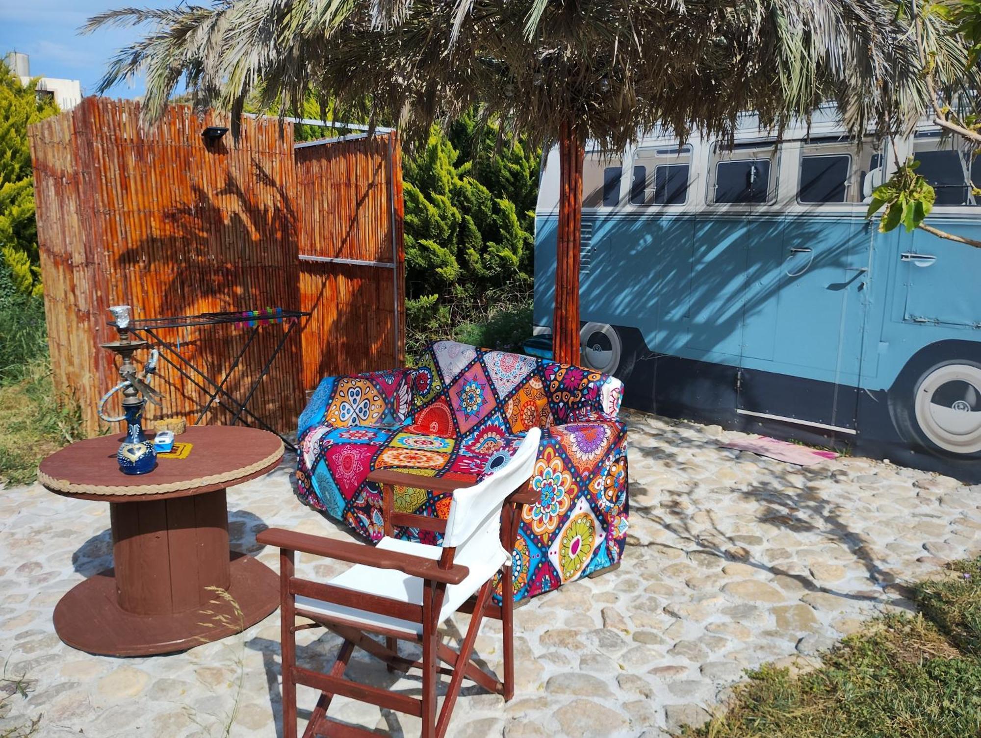 Cornelia Hippie Magic Bus Villa Kíssamos Exterior foto