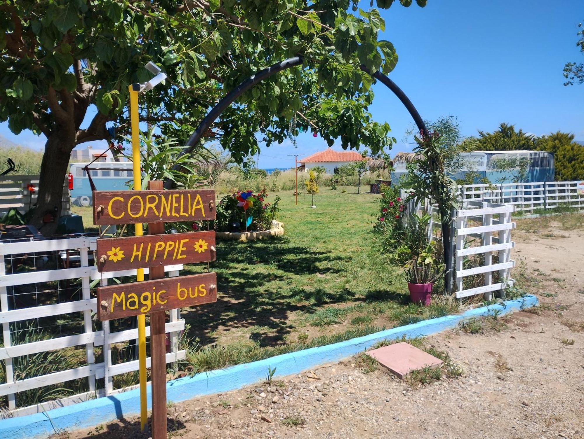 Cornelia Hippie Magic Bus Villa Kíssamos Exterior foto